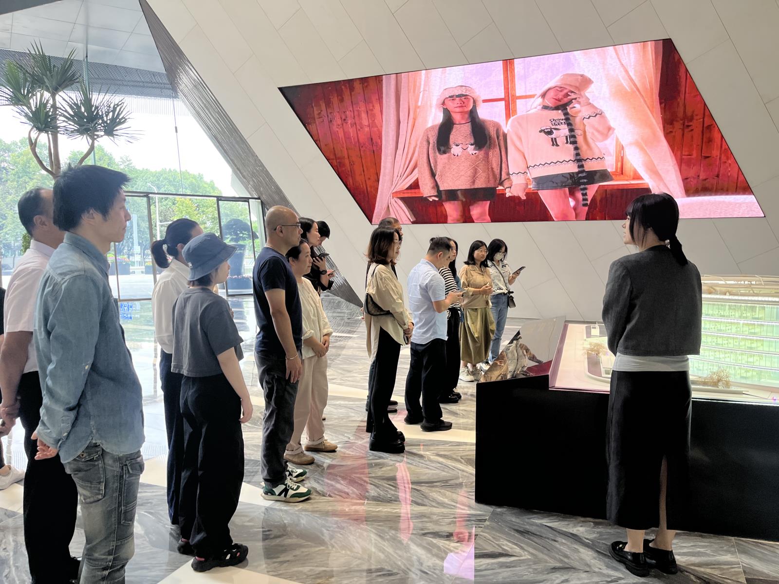 3481061de5f24fe0e8b3123e7e69199.jpg 3481061de5f24fe0e8b3123e7e69199.jpg